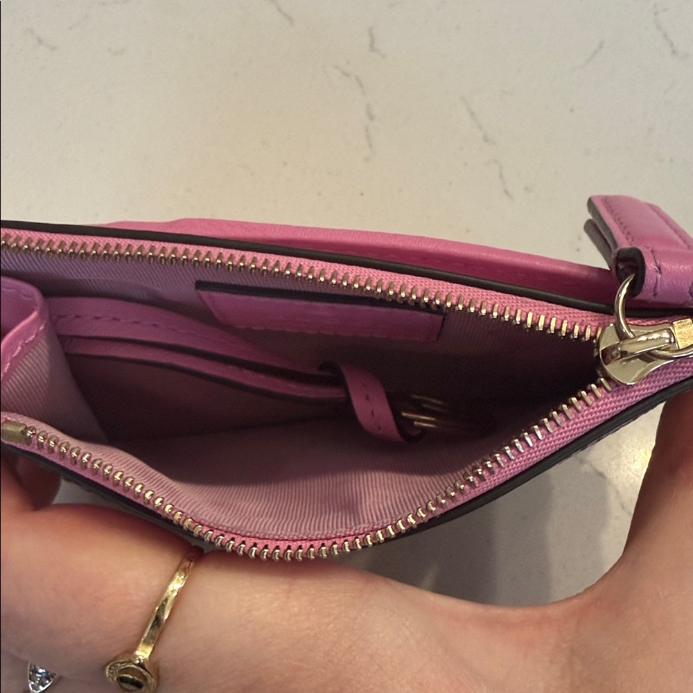 NWOT Gucci Pink and Brown GG Coated Canvas Card Holder with Key Ring COA Include - Picture 3 of 4